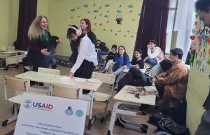 Женские и молодежные инициативные группы Кутаиси работают с полной нагрузкой