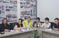 Training for mobilizers and Para-specialists