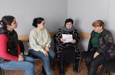 საინფორმაციო შეხვედრები ქალთა ცენტრებში